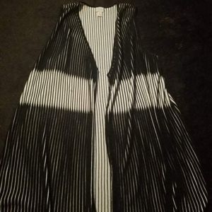 Chico open front cardigan vest size 3